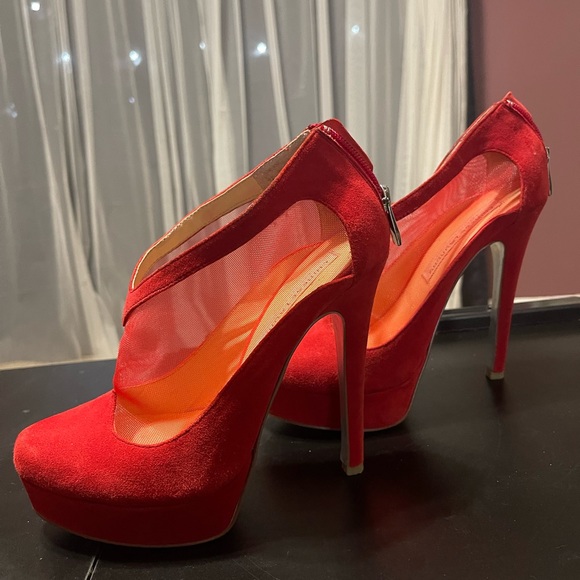 Chinese Laundry, Ankle Heels - Picture 4 of 5